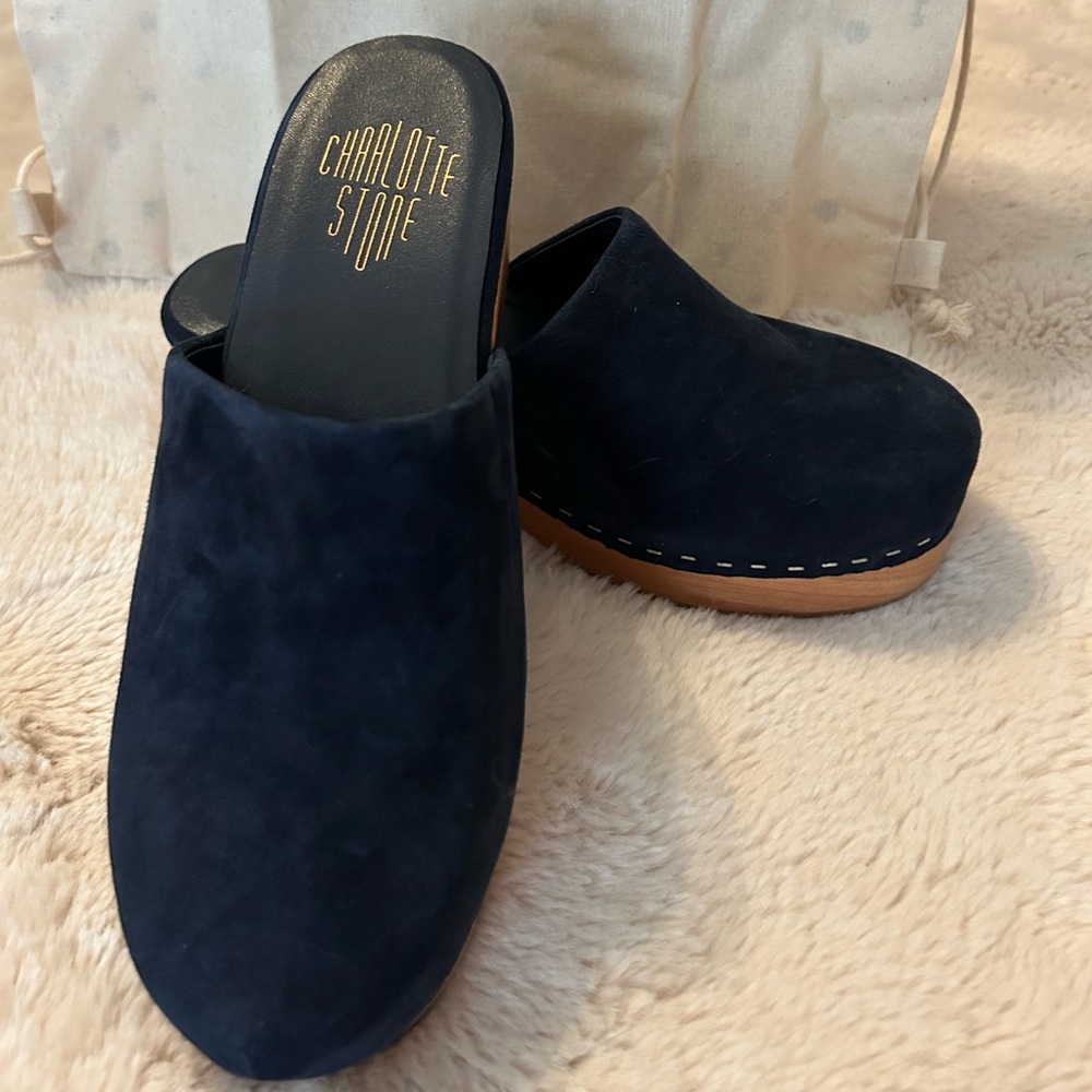 CHARLOTTE STONE MARTINO  navy suede clogs size 7 with box